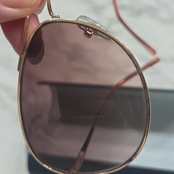 Warby Parker Brown And Gold Rim Sunglasses With Case In Good Condition! - Picture 6 of 9